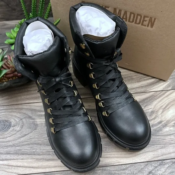 NIB Steve Madden Hint Chunky Lug Sole Black Leather Hiker Combat Boots 8M