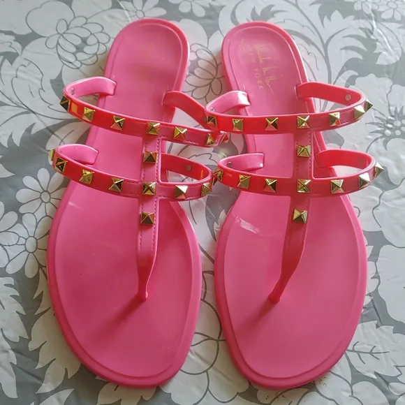 Nicole Miller Brooney Pink Studded Sandals 9