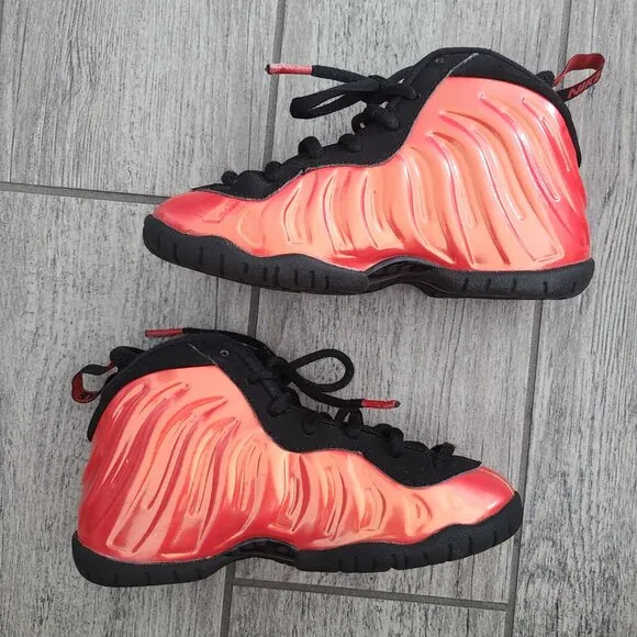 Nike Air Foamposite One Habanero Red boys lace up ankle sneakers size 12