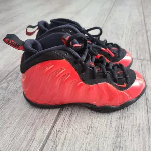 Nike Air Foamposite One Habanero Red boys lace up ankle sneakers size 12