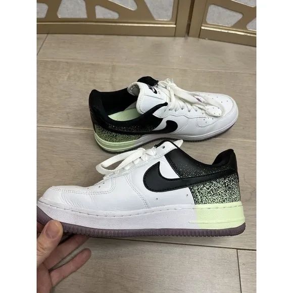 Nike Air Force 1 '07 'Splatter' Leather White/Barely volt sz 6 Women Sneakers