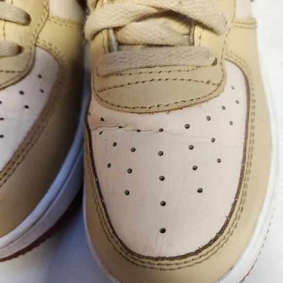 Nike Air Force 1 LV8 Youth 1.5Y Ale Brown Sesame Excellent Used Condition