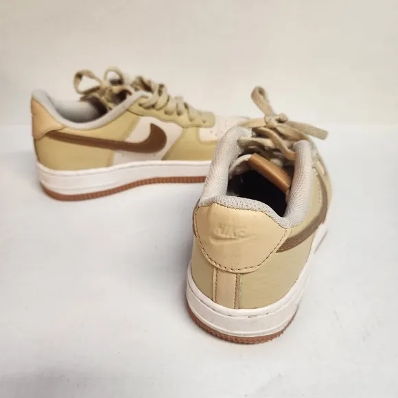 Nike Air Force 1 LV8 Youth 1.5Y Ale Brown Sesame Excellent Used Condition