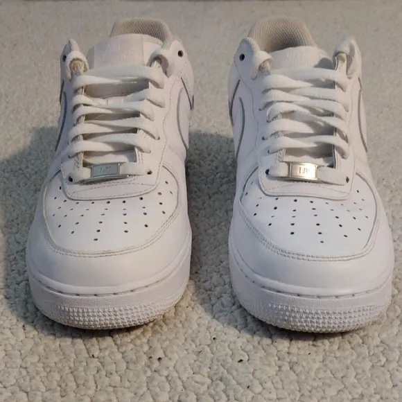 Nike Air Force 1 Size 10 All White Classic Sneakers Shoes Triple Staple AF1