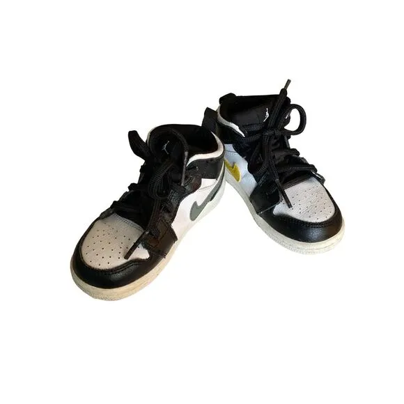 Nike Air Jordan 1 Mid Toddler 8C Sneakers