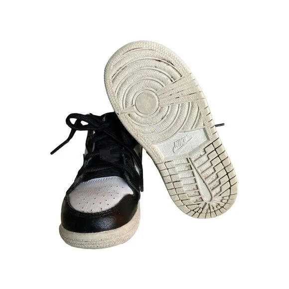 Nike Air Jordan 1 Mid Toddler 8C Sneakers