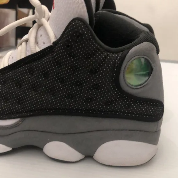 NIKE AIR JORDAN 13 RETRO GS BASKETBALL SNEAKERS MENS-BOYS SIZE 5.5Y