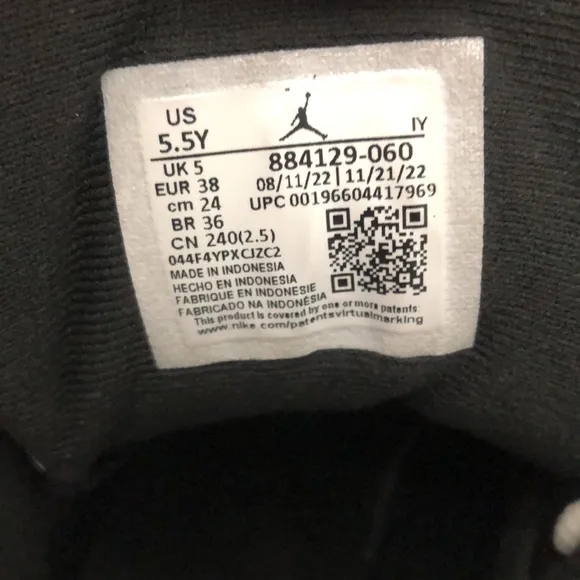 NIKE AIR JORDAN 13 RETRO GS BASKETBALL SNEAKERS MENS-BOYS SIZE 5.5Y