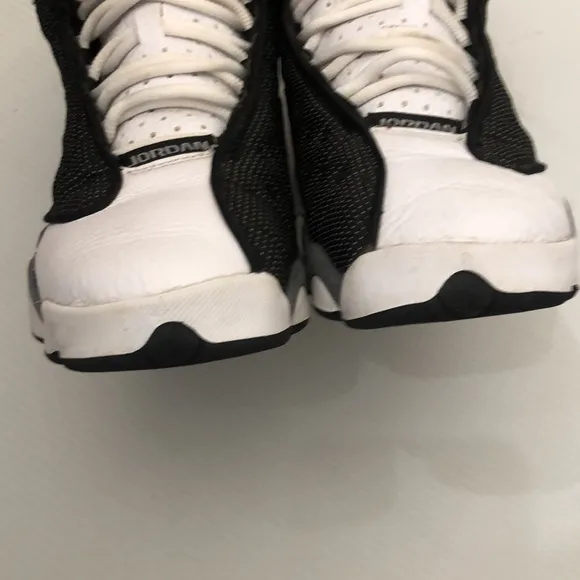 NIKE AIR JORDAN 13 RETRO GS BASKETBALL SNEAKERS MENS-BOYS SIZE 5.5Y