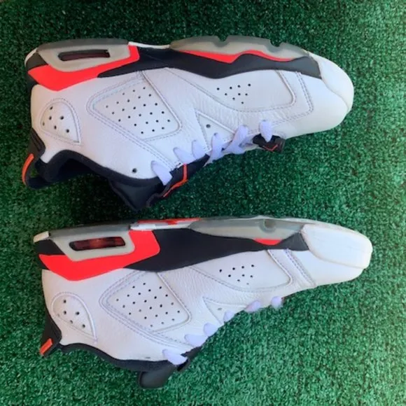 Nike Air Jordan 6 Retro