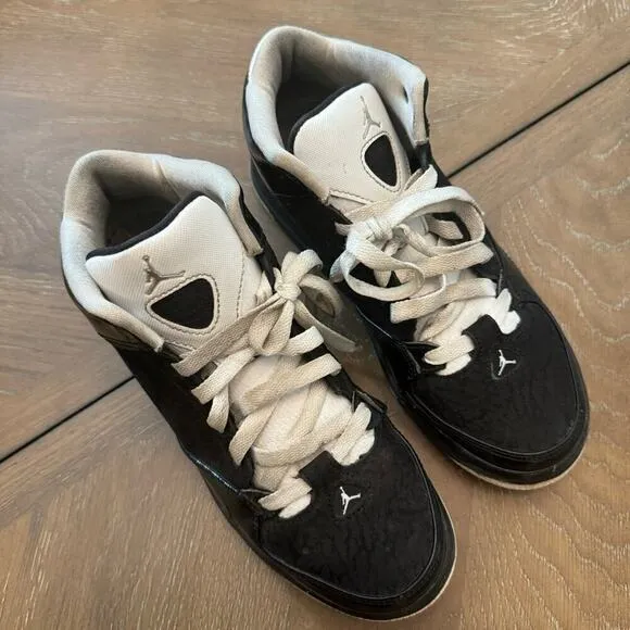 Nike Air Jordan as you go athletic basketball youth size 6.5 sneakers