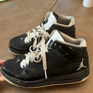 Nike Air Jordan as you go athletic basketball youth size 6.5 sneakers