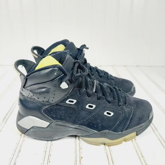 Nike Air Jordan Black Metallic Silver Lace Up Sneakers K781