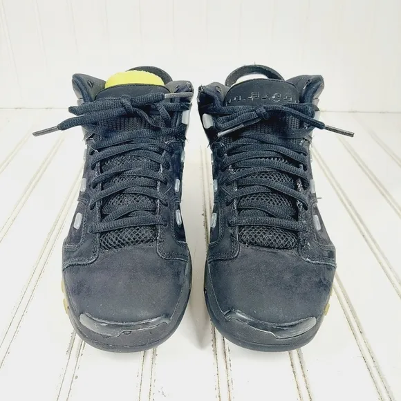 Nike Air Jordan Black Metallic Silver Lace Up Sneakers K781