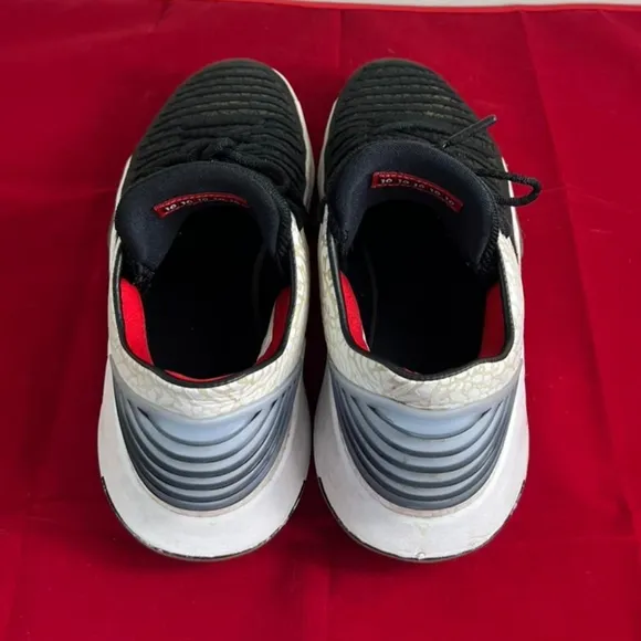 Nike Air Jordan Boys' Free Throw Line Basketball Shoes Sneakers, Sz 6.5Y
