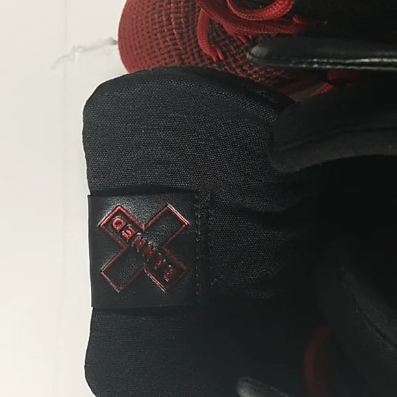 Nike Air Jordan Xxxi Flynit Banned Edition Size 11 Red And Black Sneakers.
