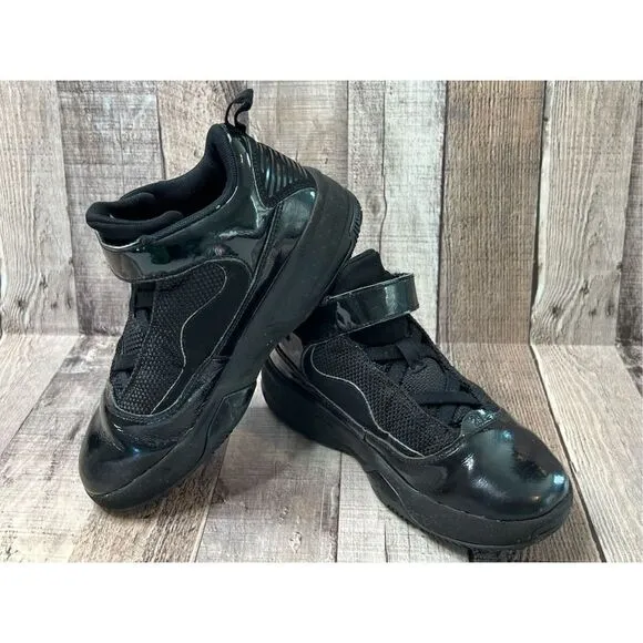 Nike Air Jordan CN8095-005 Max Aura 2 Triple Black Basketball Sneakers Youth 3Y