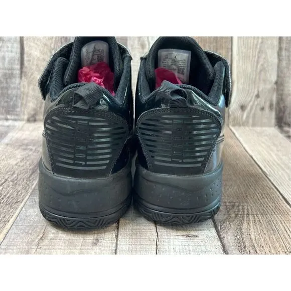 Nike Air Jordan CN8095-005 Max Aura 2 Triple Black Basketball Sneakers Youth 3Y