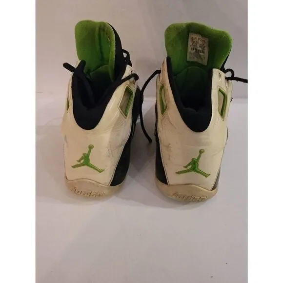 Nike Air Jordan Unisex Black Green Jumpman Candy Cane Lace-Up Sneakers Size 9