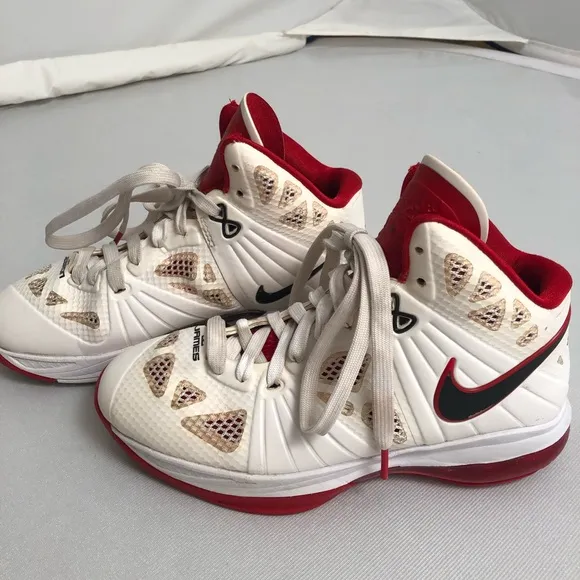Nike Air Max Lebron PS (VIII) basketball sneakers white red