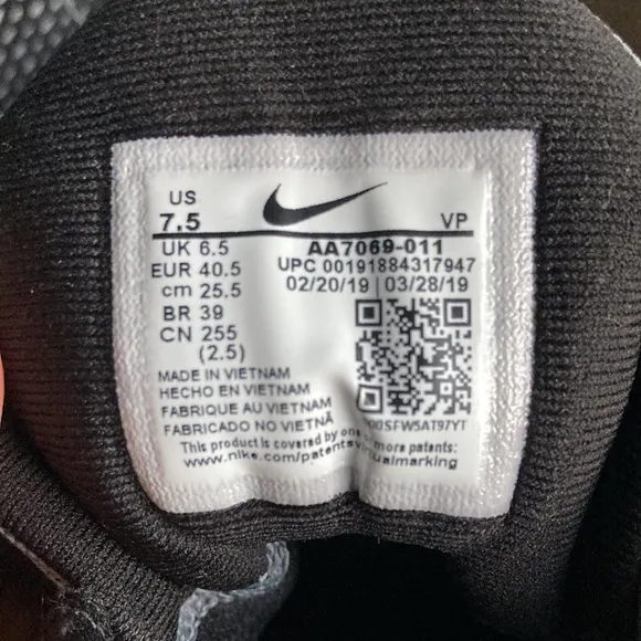 Nike Air Precision basketball sneakers, big kid 7.5