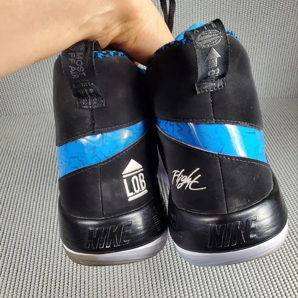 Nike Alphadunk men's basketball sneakers