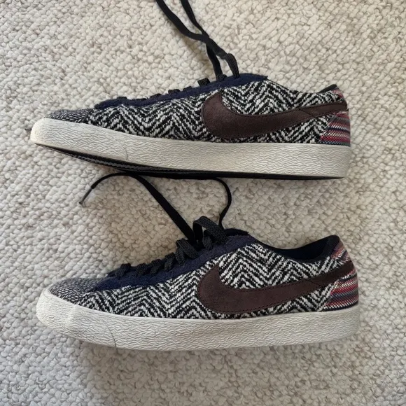 Nike Blazer Low Classic Tweed 2008 Skater Gum Sneakers 317552 221 RARE Mens 9