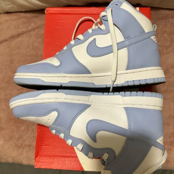 Nike Dunk High Sneakers White and Blue Classic Design