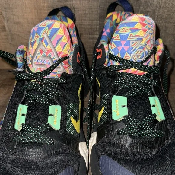NIKE GIANNIS IMMORTALITY 2 Sneakers- size 5Y
