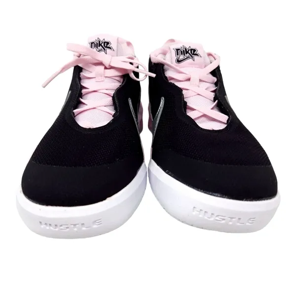 Nike Girls Basketball Sneakers Team Hustle Black Pink Girls Size 6 New In Box