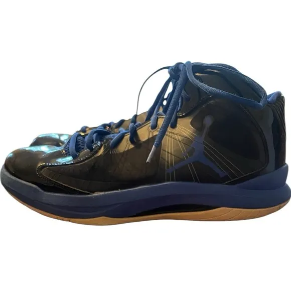 Nike Jordan Flywire (2012) Black and blue Basketball Sneakers Size: 10