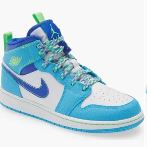Nike Jordans Blue and Green kids  Basketball Sneakers size 5
