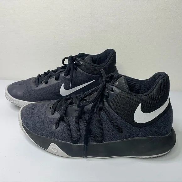 Nike KD basketball sneakers youth size 5 black
