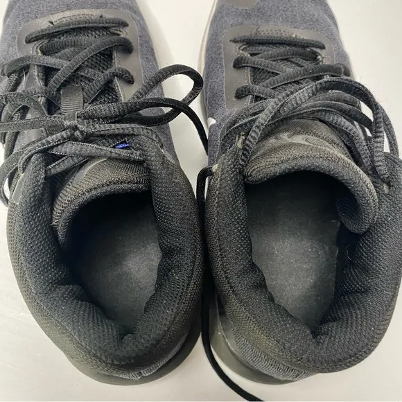 Nike KD basketball sneakers youth size 5 black