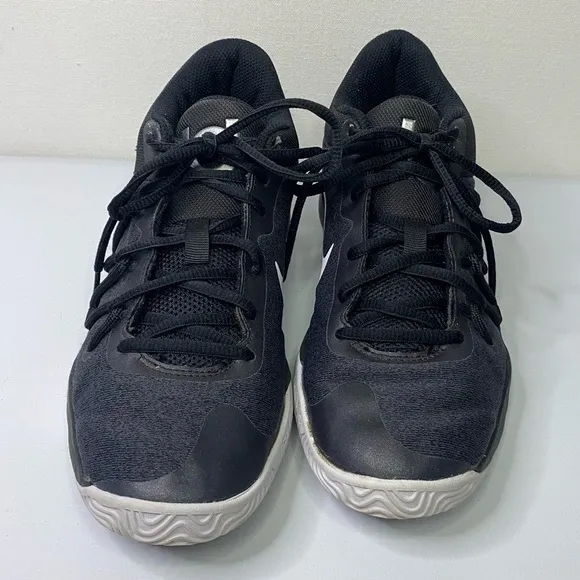 Nike KD basketball sneakers youth size 5 black