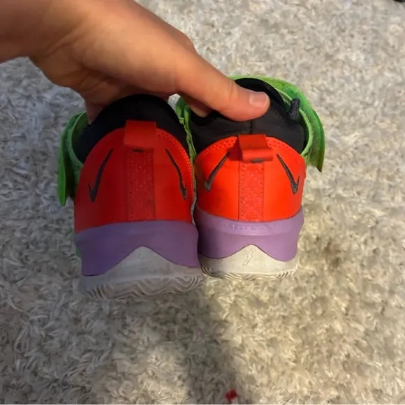 Nike Kids Youth Boys 3.5 Lebron Soldier 13 Flyeaase Green Sneakers