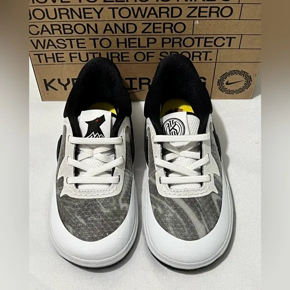 Nike Kyrei 8 TD white university red basketball sneakers shoe size‎ 9C