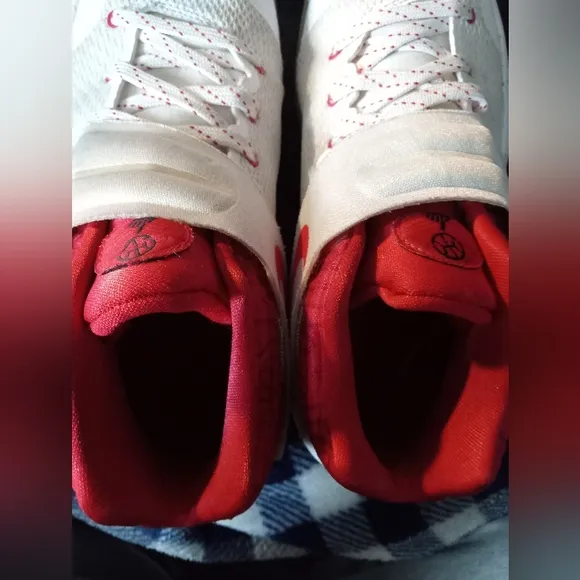 Nike Kyrie 2 Touch Factor Basketball Sneakers Youth