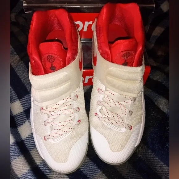 Nike Kyrie 2 Touch Factor Basketball Sneakers Youth