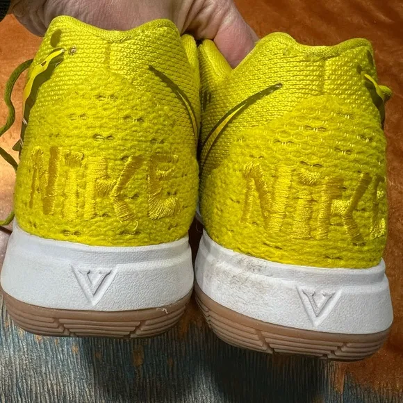 Nike Kyrie 5 SpongeBob SquarePants CN4501-700 Basketball Shoes- Youth 2Y…
