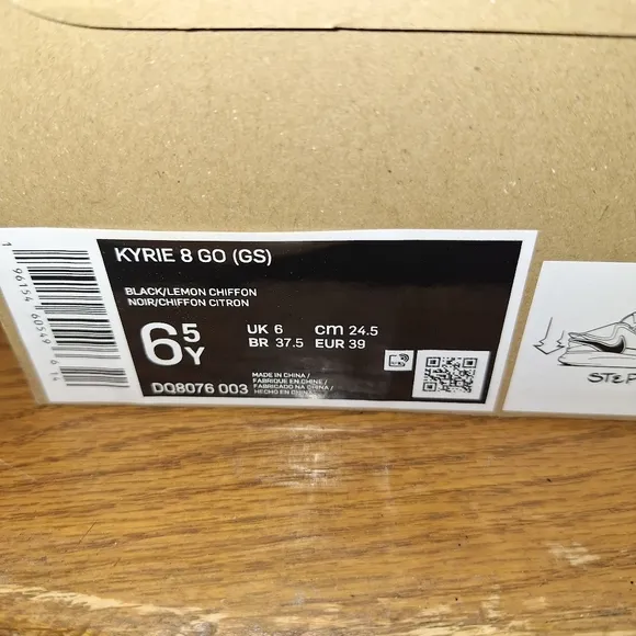 Nike Kyrie 8 GO GS Black Lemon/Chiffon. Multiple sizes. NWB with no flaws