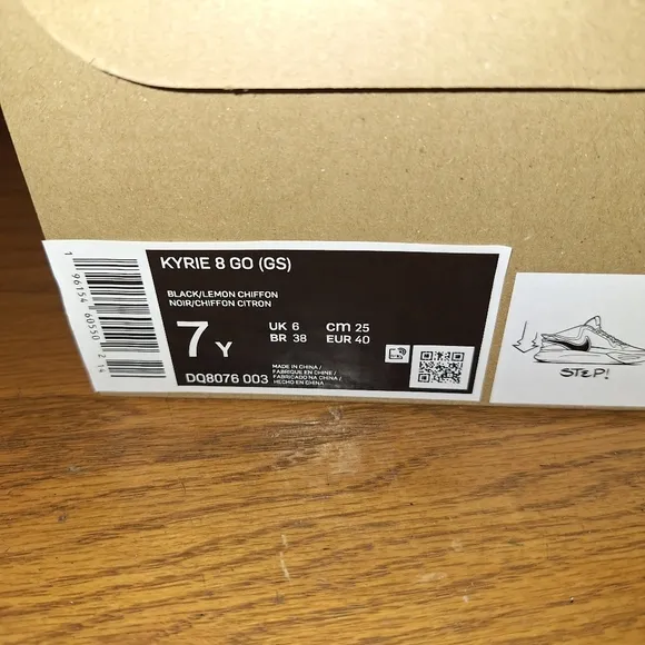 Nike Kyrie 8 GO GS Black Lemon/Chiffon. Multiple sizes. NWB with no flaws
