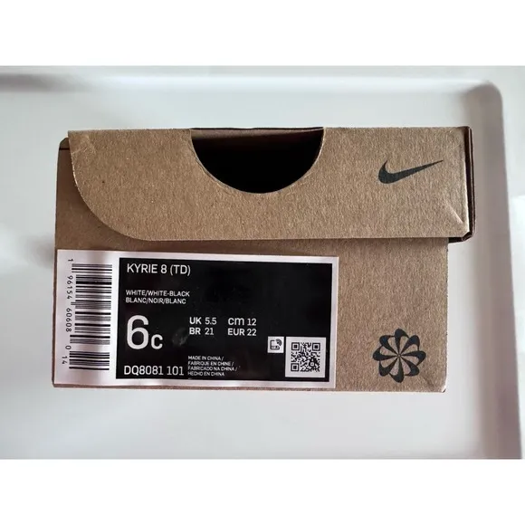 NIKE KYRIE 8 (TD) White/White Black KIDS SIZE 6c Sneaker New In Box