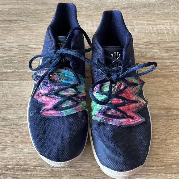 Nike Kyrie Five Basketball Sneakers Size 7Y