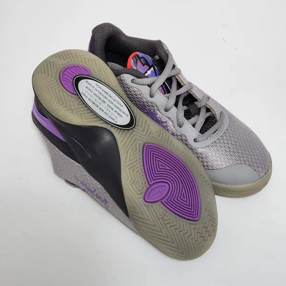 Nike Kyrie Flytrap II GS Gray Violet Basketball Sneakers Size Toddler 12