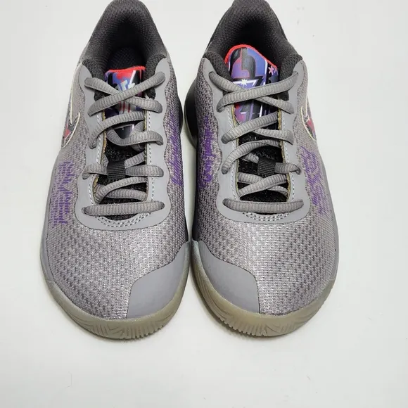 Nike Kyrie Flytrap II GS Gray Violet Basketball Sneakers Size Toddler 12