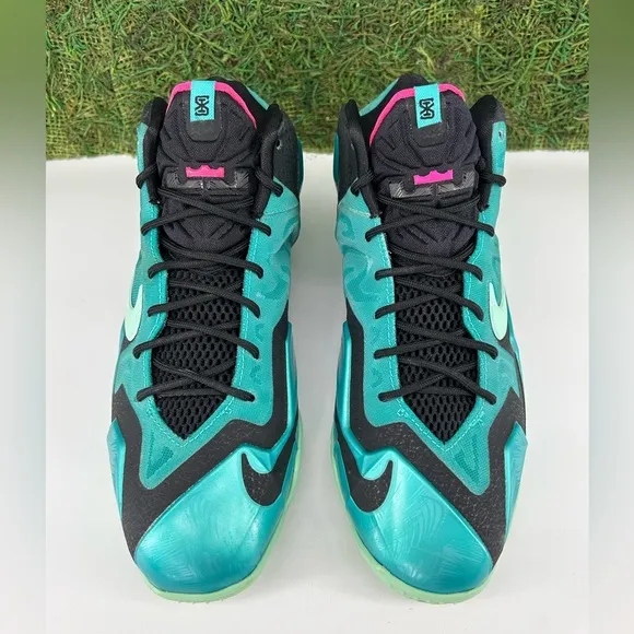 Nike Lebron 11 ‘South Beach’ Basketball Sneakers