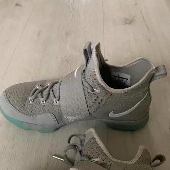 Nike LeBron 14 MAG Sneakers