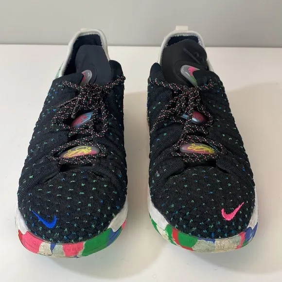 Nike Lebron 18 James Gang Boys Basketball Sneakers Size 5.5 (Youth)