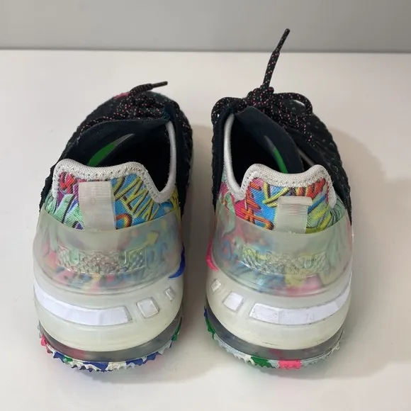 Nike Lebron 18 James Gang Boys Basketball Sneakers Size 5.5 (Youth)